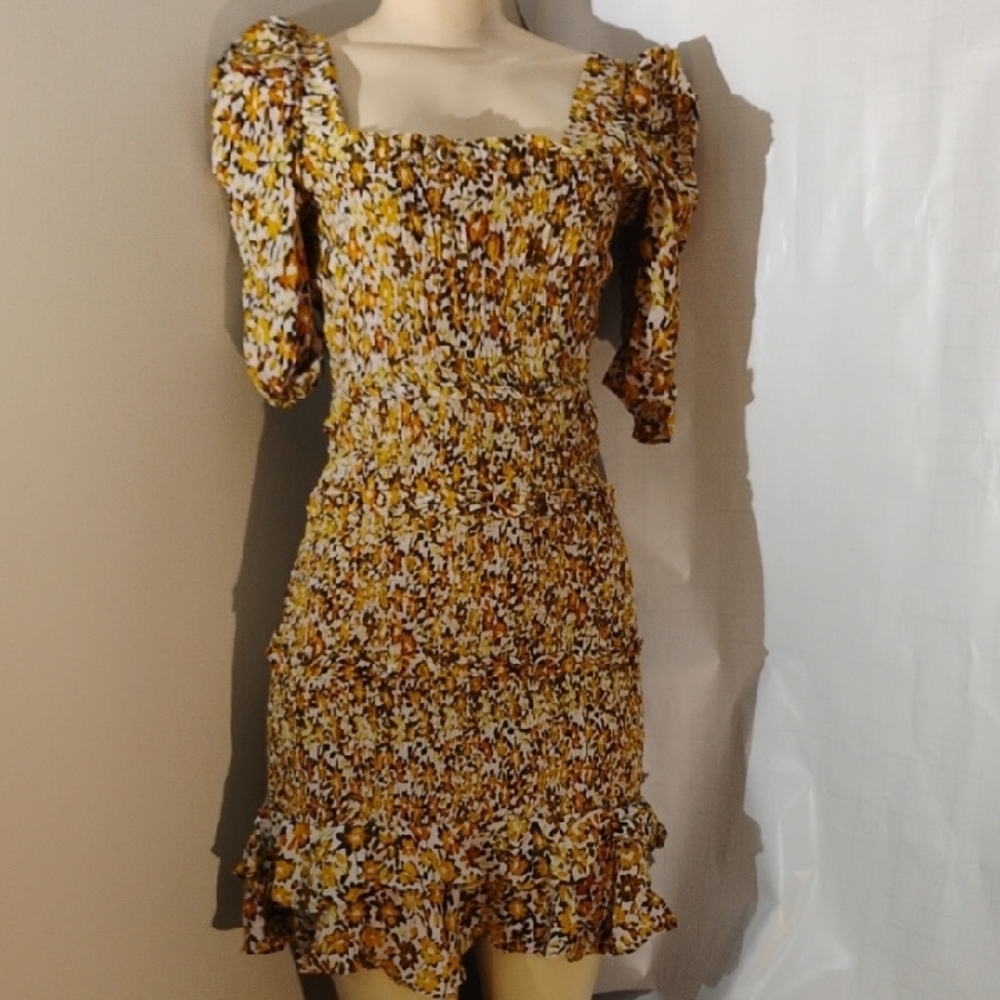 Vestique Floral Print Women's Dress Size medium